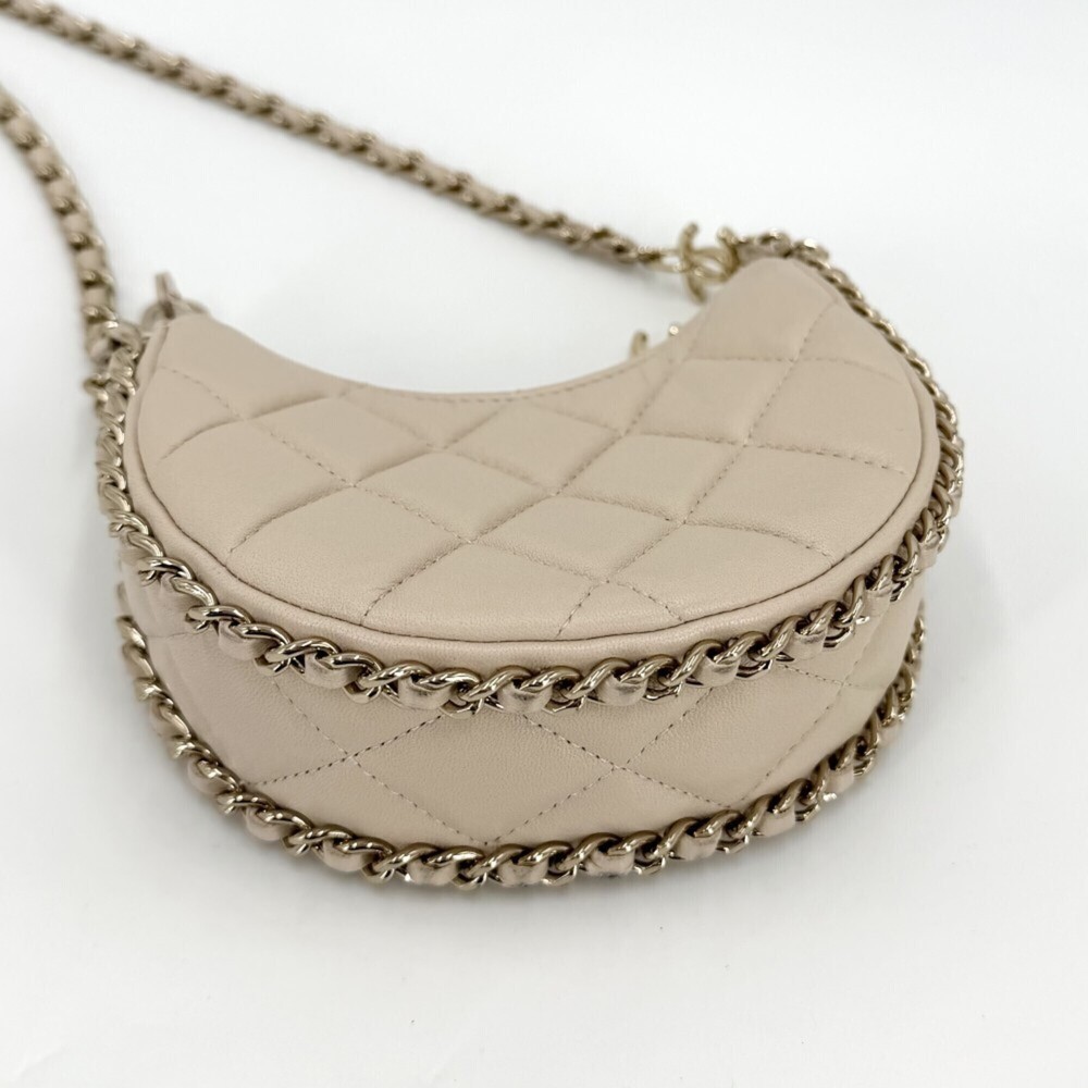 CHANEL Bag - Picture 3 of 8
